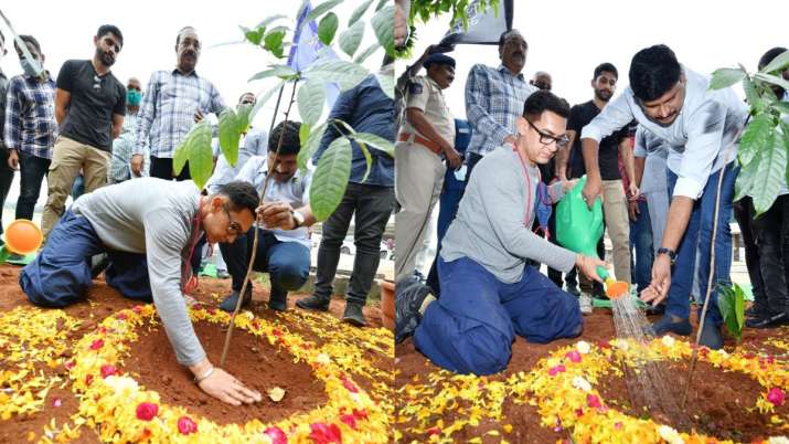 Aamir Khan, Naga chaitanya