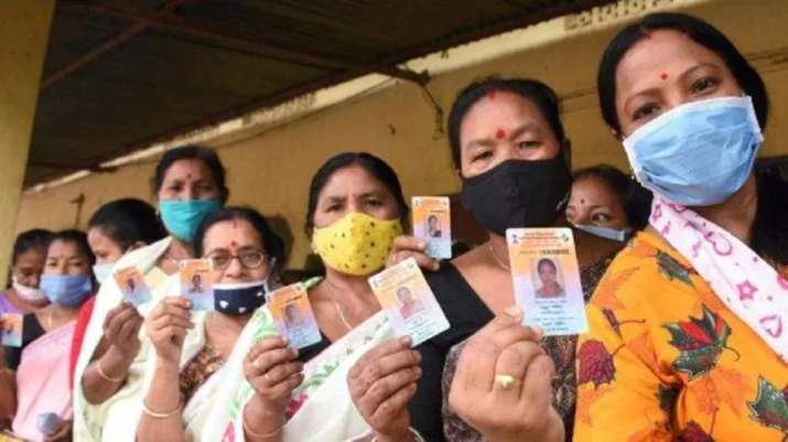 Bhabanipur Bypoll LIVE: Voting to begin shortly amid tight security, Mamata Banerjee in fray