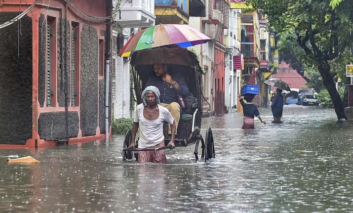 Kolkata: Heavy rains flood hospitals | India News – India TV