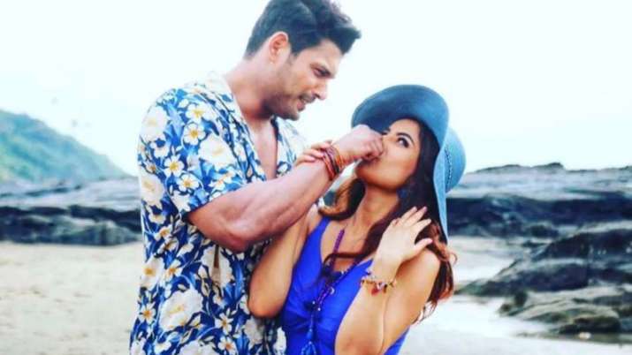 Sidharth, Shehnaaz’s BTS pis from Habit music video