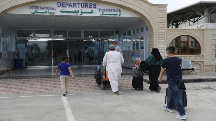 Ariana, Pakistan International Airlines, Kam Air, resume flights, Afghanistan, latest international 
