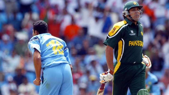 India Tv - The 6 wicket-win with 26 balls remaining was guided by Sachin Tendulkar’s 98 (75) which were carried forward by Rahul Dravid’s 44 (76) and Yuvraj Singh’s 50 (53). India Tv - The 6 wicket-win with 26 balls remaining was guided by Sachin Tendulkar’s 98 (75) which were carried