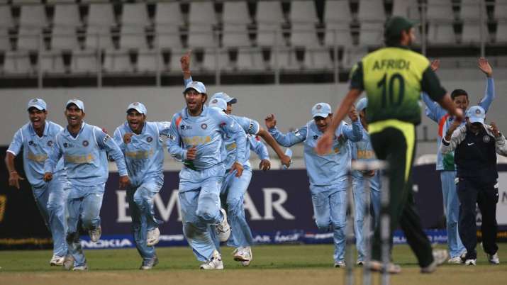 India Tv - The first-ever India Pakistan match in the T20 World Cup ended in a tie at the 2007 World T20, with 