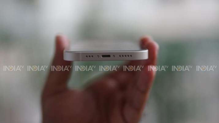 India Tv - Apple