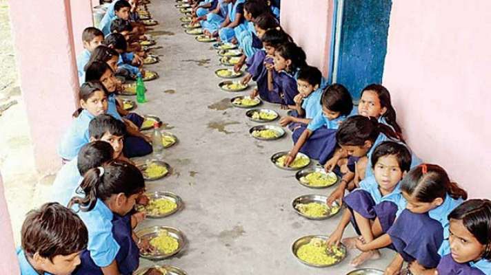 Teachers have urged the state government to build a road