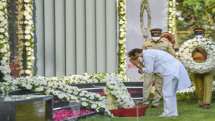 India Tv - Mumbai terror attacks, mumbai attack thirteenth anniversary, people pay homage to bravehearts victim