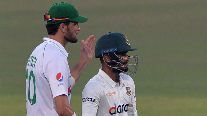 Shaheen Afridi congratulates Liton Das after the latter scored a century on Day 1 of the ongoing 1st