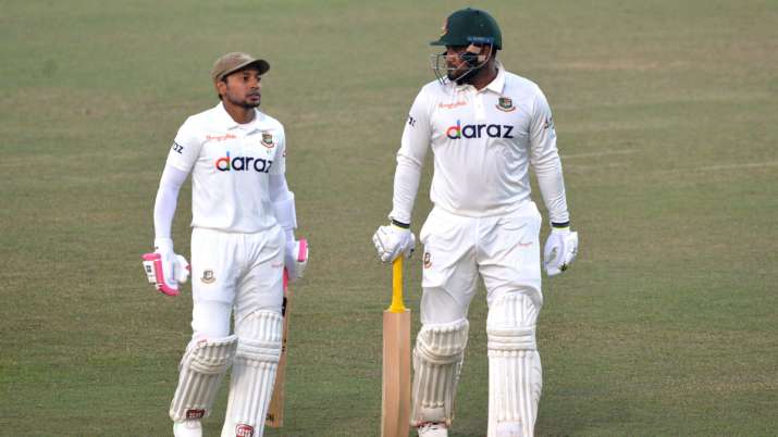 Bangladesh batsmen returning to the pavilion after Day 4 stumps of the 1st Test match. 