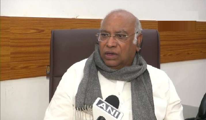 Mallikarjun Kharge called a meeting of opposition parties