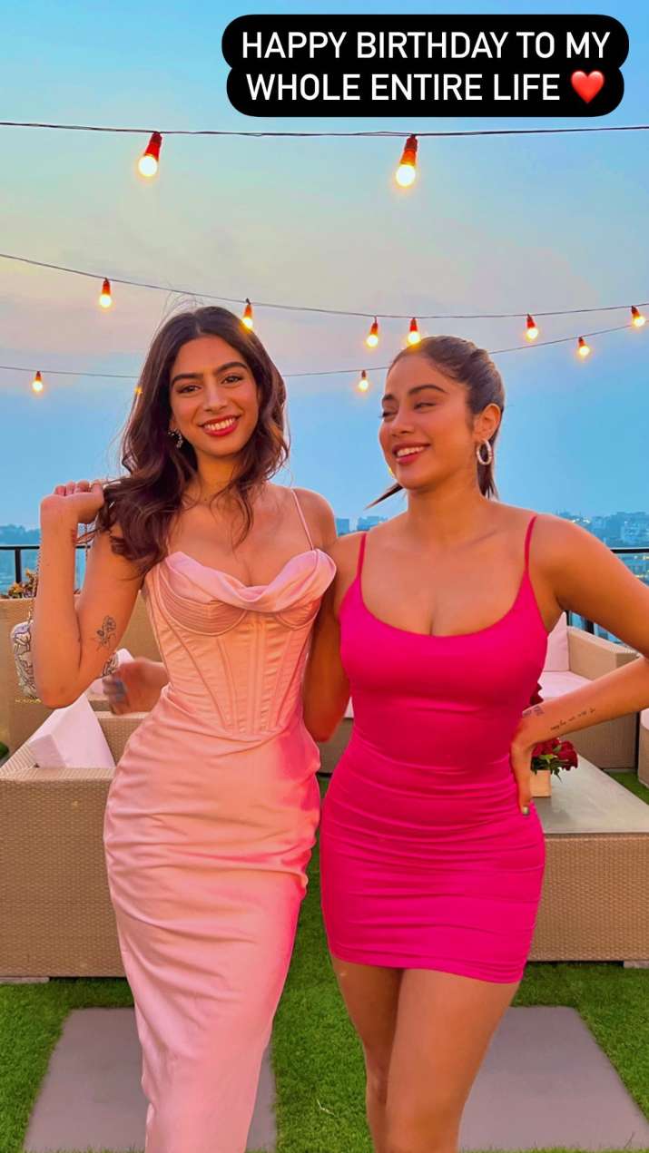 India Tv - Janhvi, Khushi Kapoor ooze glam as they pose in pink for latter's birthday