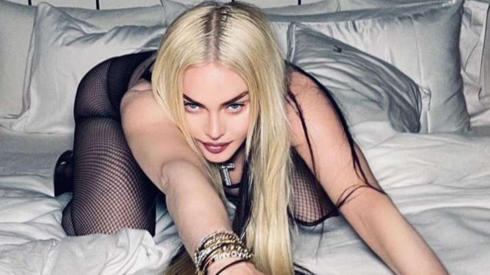 Madonna memanggil Instagram karena menghapus fotonya, mengecam sensor & kebijakan ketelanjangan