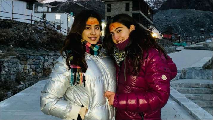 Sara Ali Khan got trolled after she shared pictures with Janhvi Kapoor from Kedarnath.  why over here