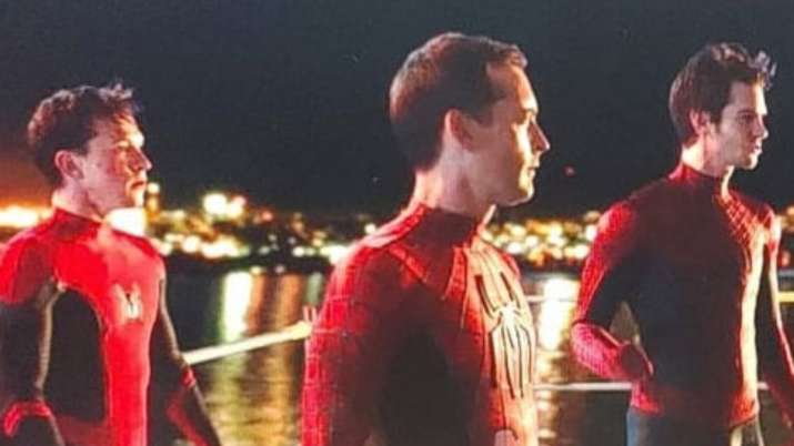 Spider-Man No Way Home pic leaked: Photos of Tom Holland, Andrew Garfield,  Tobey Maguire in one frame go viral | Hollywood News – India TV