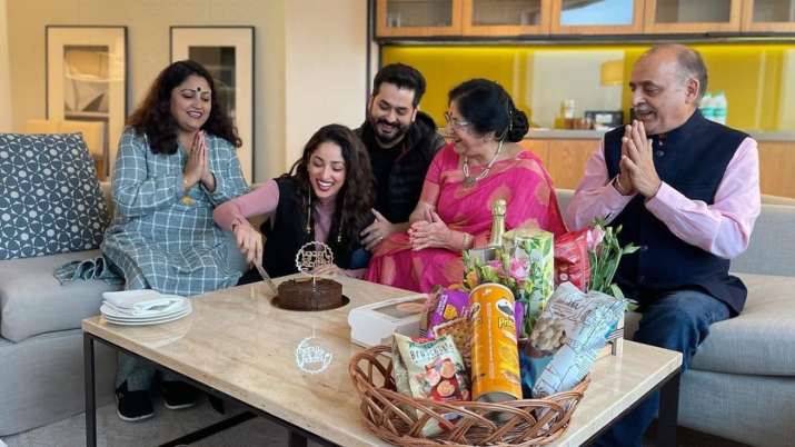 Yami Gautam shares pictures from her first birthday celebration after marriage with Aditya Dhar