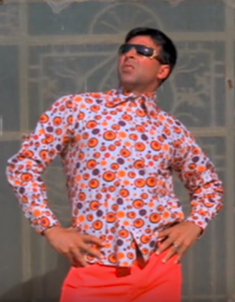 India Tv - Akshay Kumar's side pose