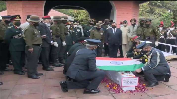 India Tv - Chief of Defense Staff General Bipin Rawat, Helicopter Crash, CDS Bipin Rawat's funeral Live Updates, Bip