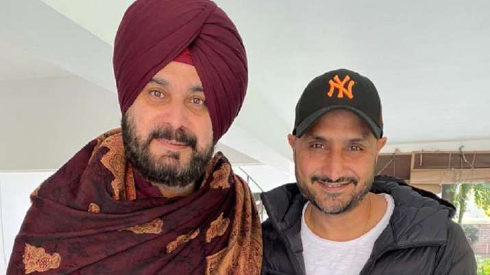 sidhu meets harbhajan singh