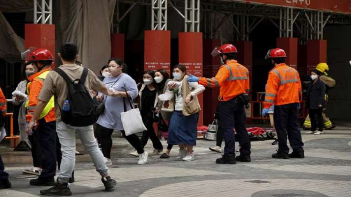 Fire broke out, Hong Kong caught fire, Hong Kong building caught fire, people trapped in Hong Kong 