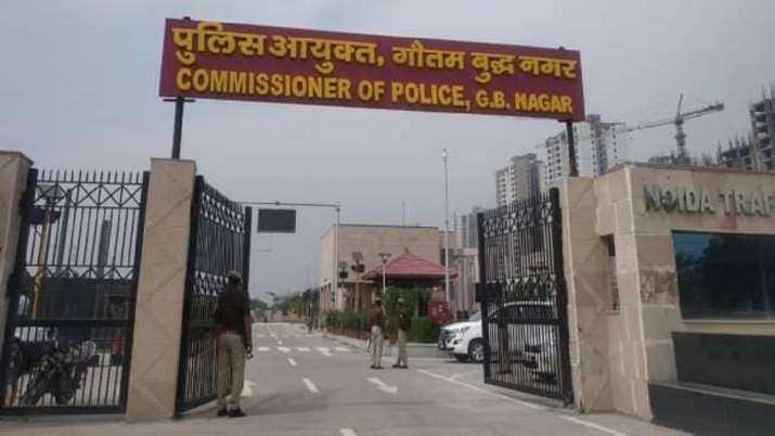 Omicron scares: Police made people aware in Gautam Buddh Nagar