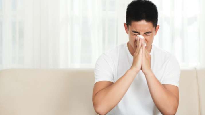 A runny nose and itchy throat? It may be Omicron, says study - Vimarsana News