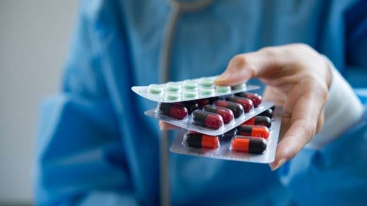 Pfizer claims Covid-19 medicine close to 90% effective against hyper-mutated Omicron variant - Vimarsana News