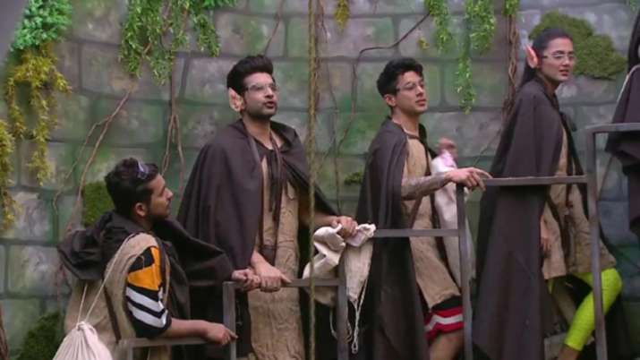 Bigg Boss 15 live updates: Ticket to Finale task begins in house 