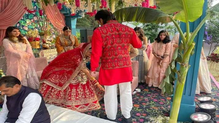 India Tv - lalu yadav, tejaswi yadav wedding