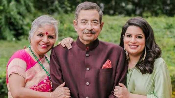 'Jindagi barbaad ho geeya,' says actor-comedian Mallika Dua post father Vinod Dua's demise - Vimarsana News