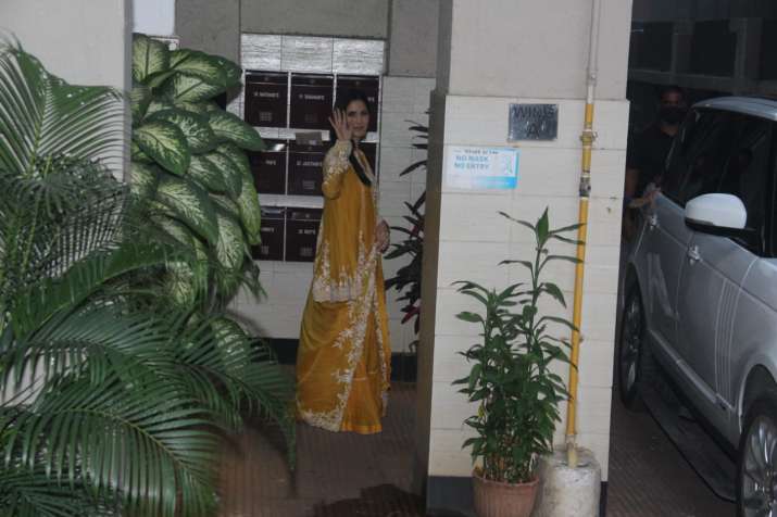 India Tv - Katrina Kaif looks like a breath of fresh air as she leaves for Jaipur ahead of wedding with Vicky 