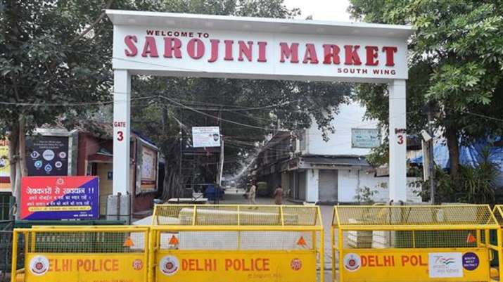 Delhi weekend curfew: Traders threaten to hold protests against DDMA if restrictions not lifted