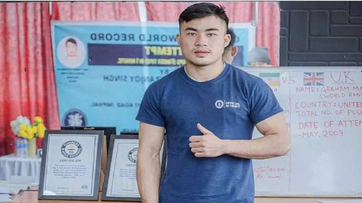 Watch: Manipur man breaks Guinness Book of World Record for most push-ups in a minute - Vimarsana News