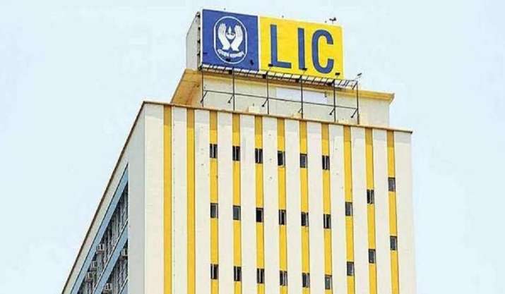 LIC IPO untuk memukul pasar pada bulan Maret;  draft makalah yang akan diajukan ke Sebi pada akhir Januari