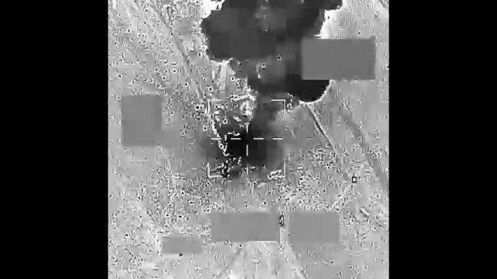 Tonton | Video satelit oleh UEA menunjukkan 2 rudal di atas Abu Dhabi
