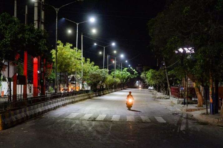 COVID-19: Amidst rising cases, Gujarat imposes night curfew