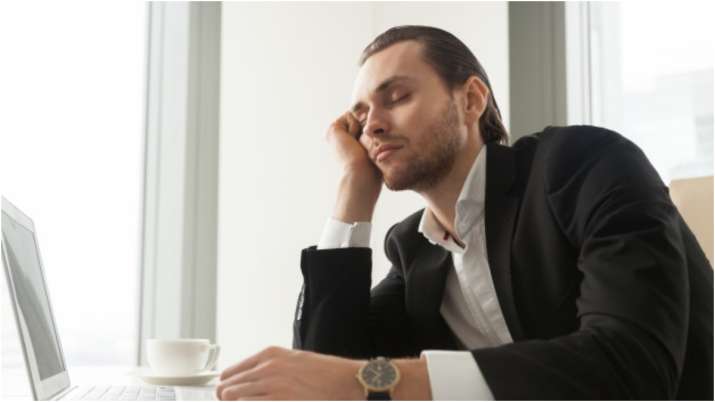 Merasa ngantuk saat bekerja?  6 tips untuk membantu Anda tetap terjaga