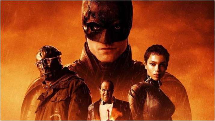 'फायरी' बैटमैन पोस्टर फिल्म के मुख्य पात्रों को एक साथ लाता है, ब्रूस वेन द रिडलर का लक्ष्य है