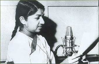 Lata Mangeshkar passes away: Rare pictures of 'Nightingale of India' that are truly prized possessions