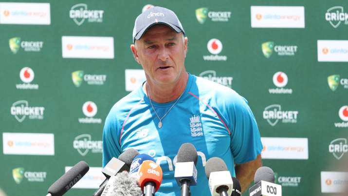 England assistant coach Graham Thorpe talks to media during an England nets session at SCG.