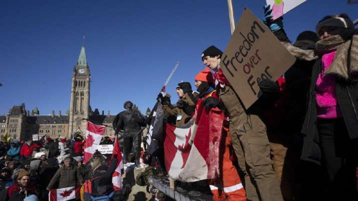 COVID: Anti-vaccine protest spurs outrage in Canada - Vimarsana News