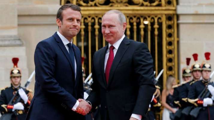 Russian President Vladimir Putin, French President Emmanuel Macron