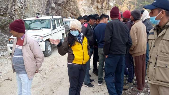 Uttarakhand accident: 14 killed after vehicle falls into