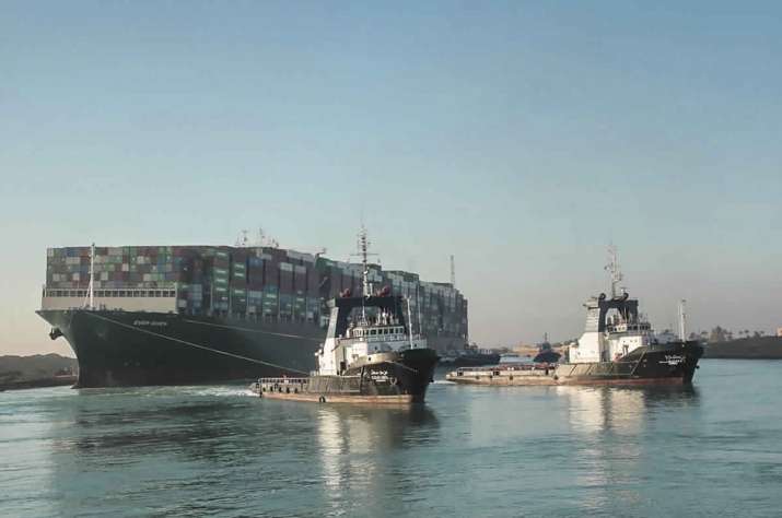 4,000 luxury cars including Lamborghini, Porsche, Bentleys sink in the Atlantic after cargo ship catches fire - Vimarsana News