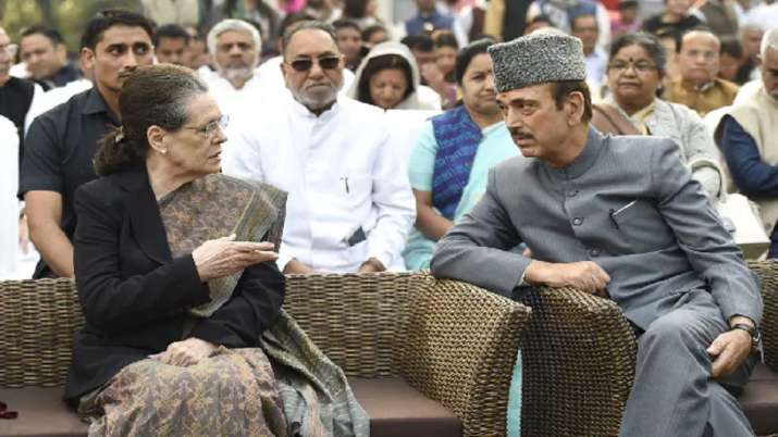 Ghulam Nabi Azad bertemu Sonia Gandhi setelah kesibukan pertemuan para pemimpin G-23 pada pemilihan Kongres