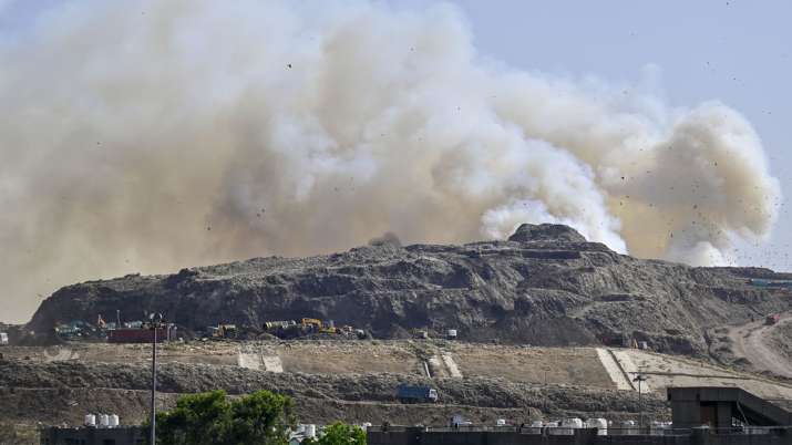 Ghazipur landfill fire: Firefighting operations continue after 19 hours, case registered