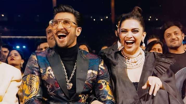 'Aag lag jayegi screen pe..': Ranveer Singh reacts to Deepika Padukone shooting for Pathan's song - Vimarsana News