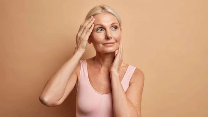 Anti-aging treatments by experts for women in their 40's