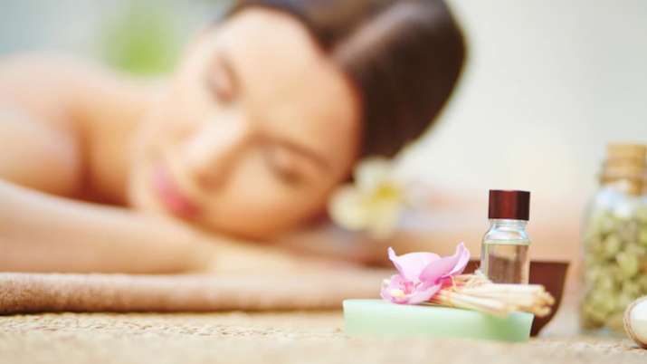 Combat stress, improve sleep with Aromatherapy; try these recipes at home