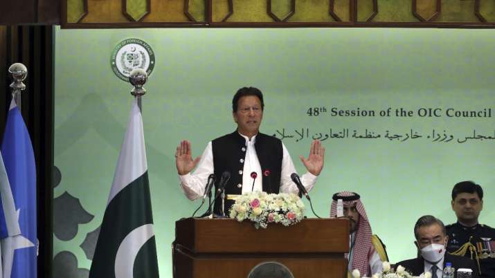 Pemimpin partai Imran Khan mengatakan Pak PM yang digulingkan tidak mendekati Angkatan Darat untuk mengakhiri kebuntuan
