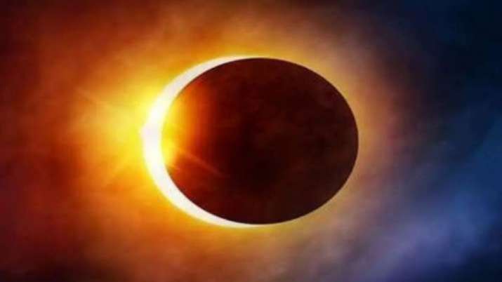 Surya Grahan 2022 Safety tips to follow while watching first solar eclipse of this year with naked eyes - Vimarsana News