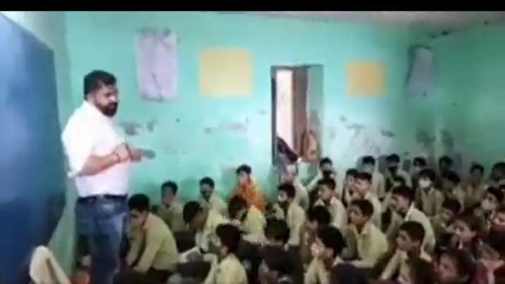 Himachal Pradesh: Purported video of assembly deputy speaker slapping student surfaces |  Watch